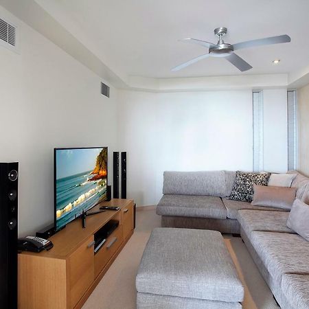 Peppers Noosa Resort And Villas Екстериор снимка A home theater