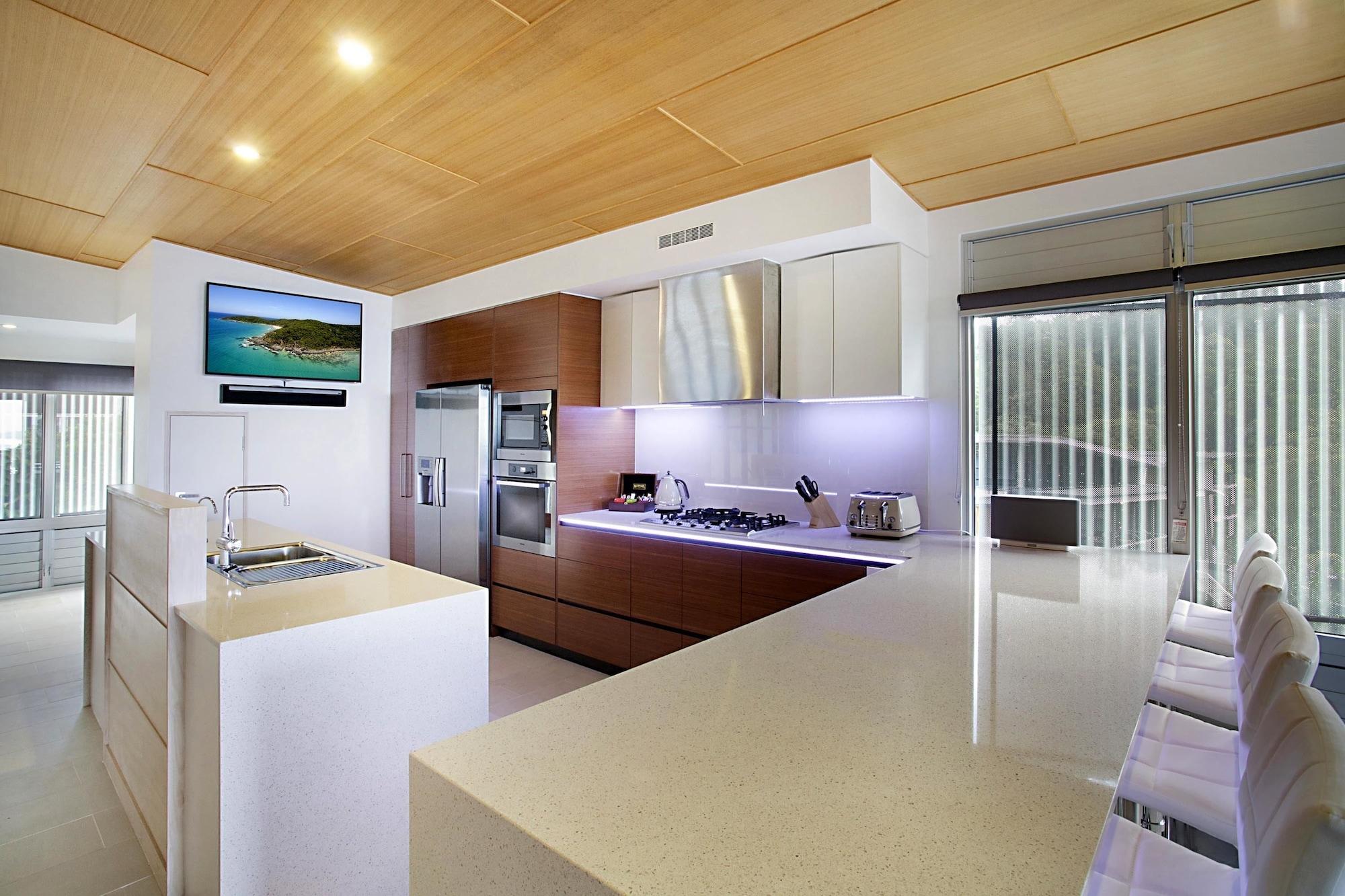 Peppers Noosa Resort And Villas Екстериор снимка A modern Australian kitchen