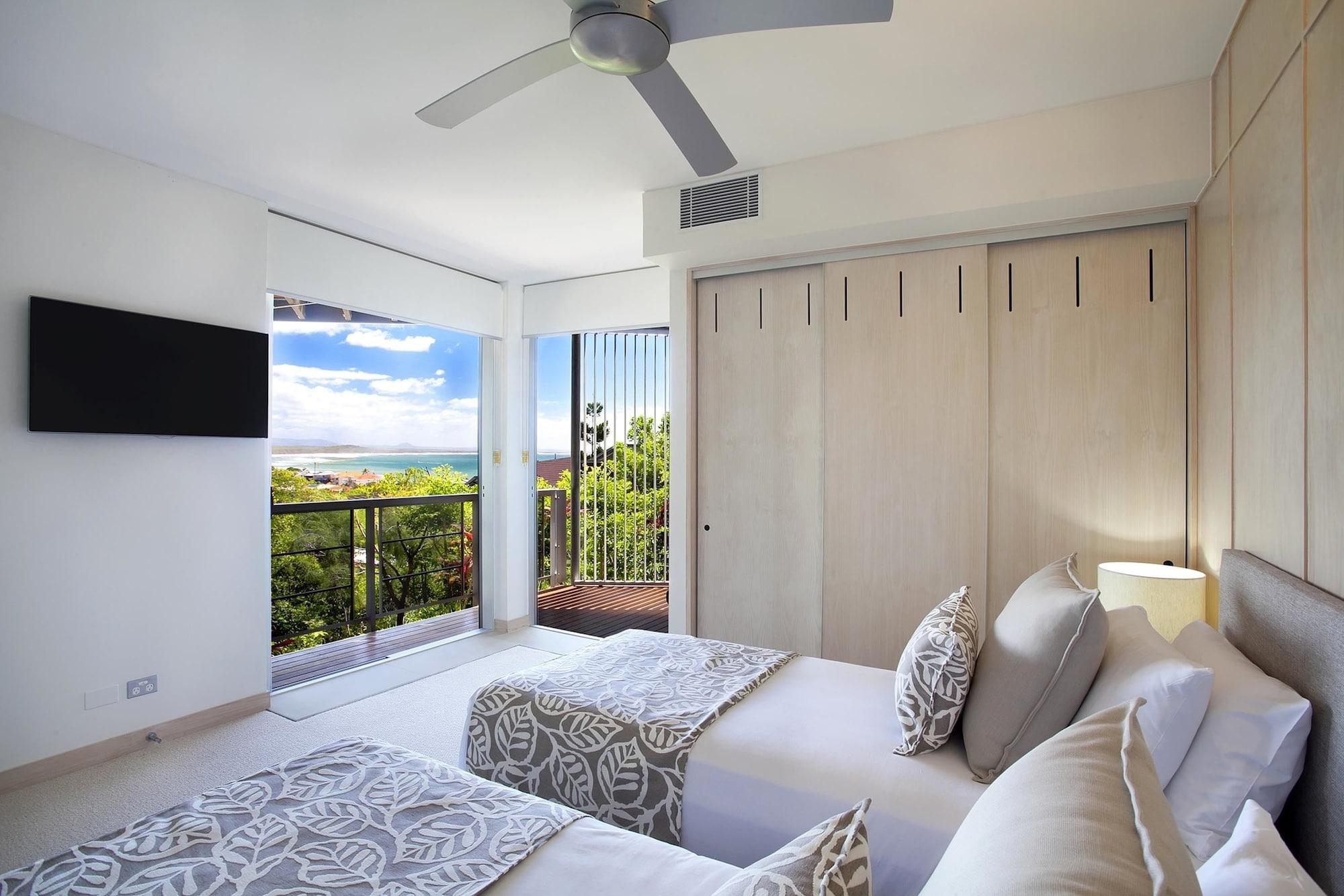 Peppers Noosa Resort And Villas Екстериор снимка A bedroom at the hotel