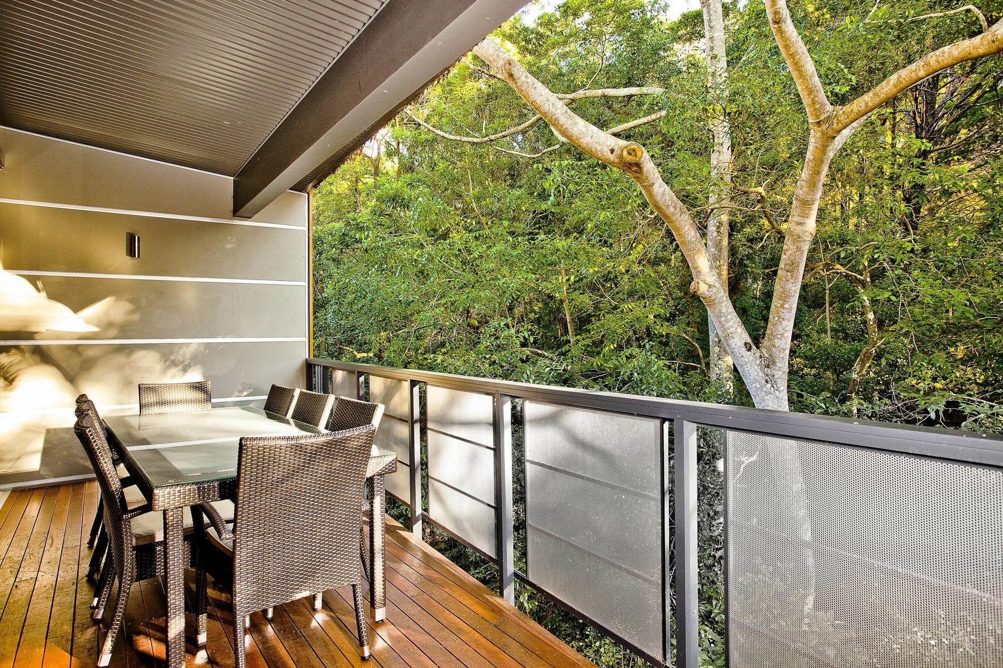 Peppers Noosa Resort And Villas Екстериор снимка A balcony