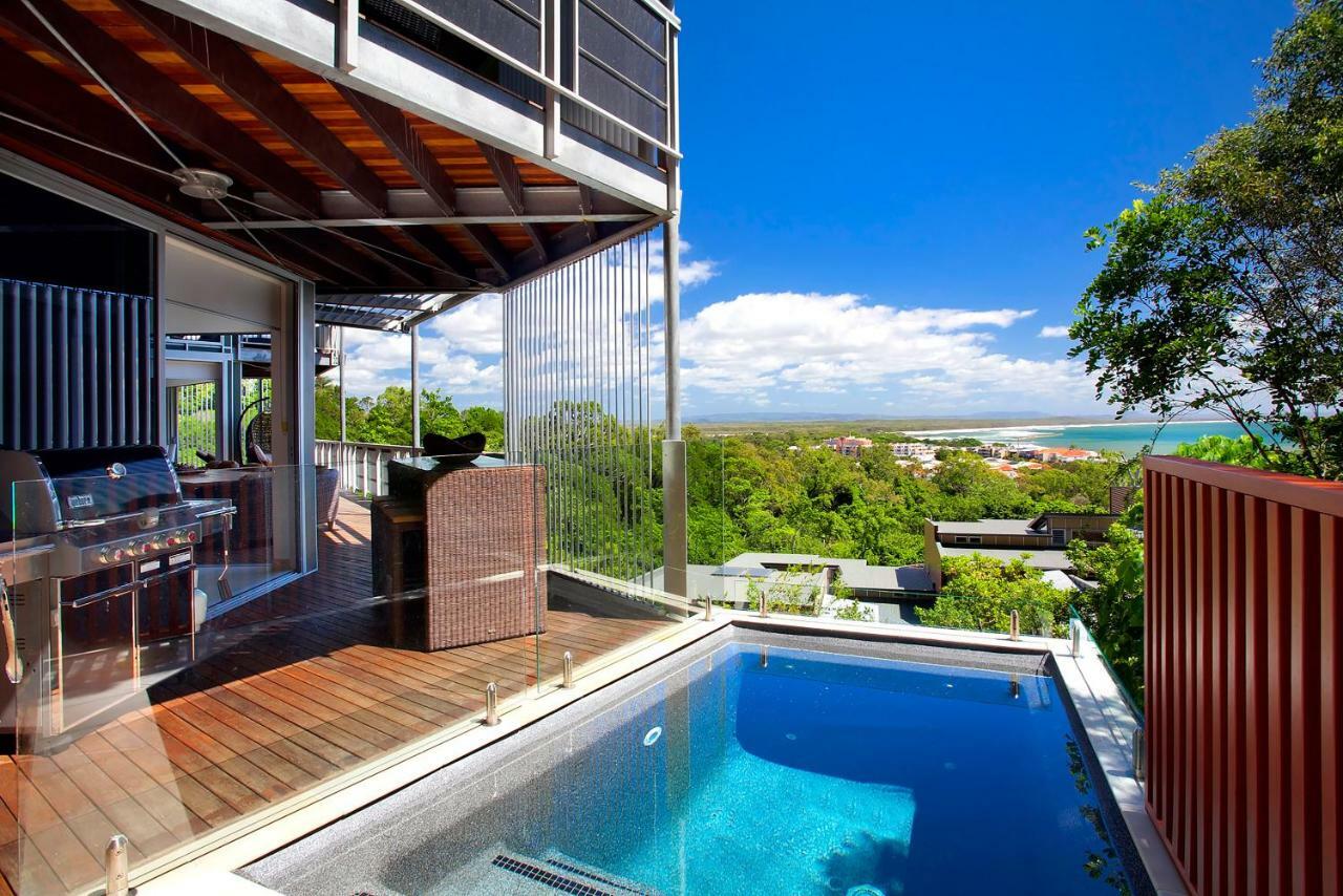 Peppers Noosa Resort And Villas Екстериор снимка A pool at a private residence in Queensland, Australia