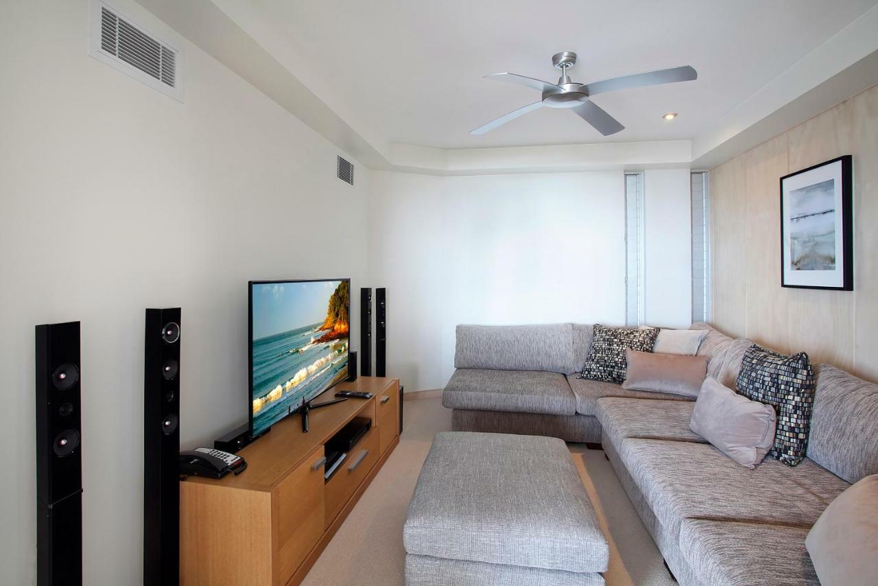Peppers Noosa Resort And Villas Екстериор снимка A home theater